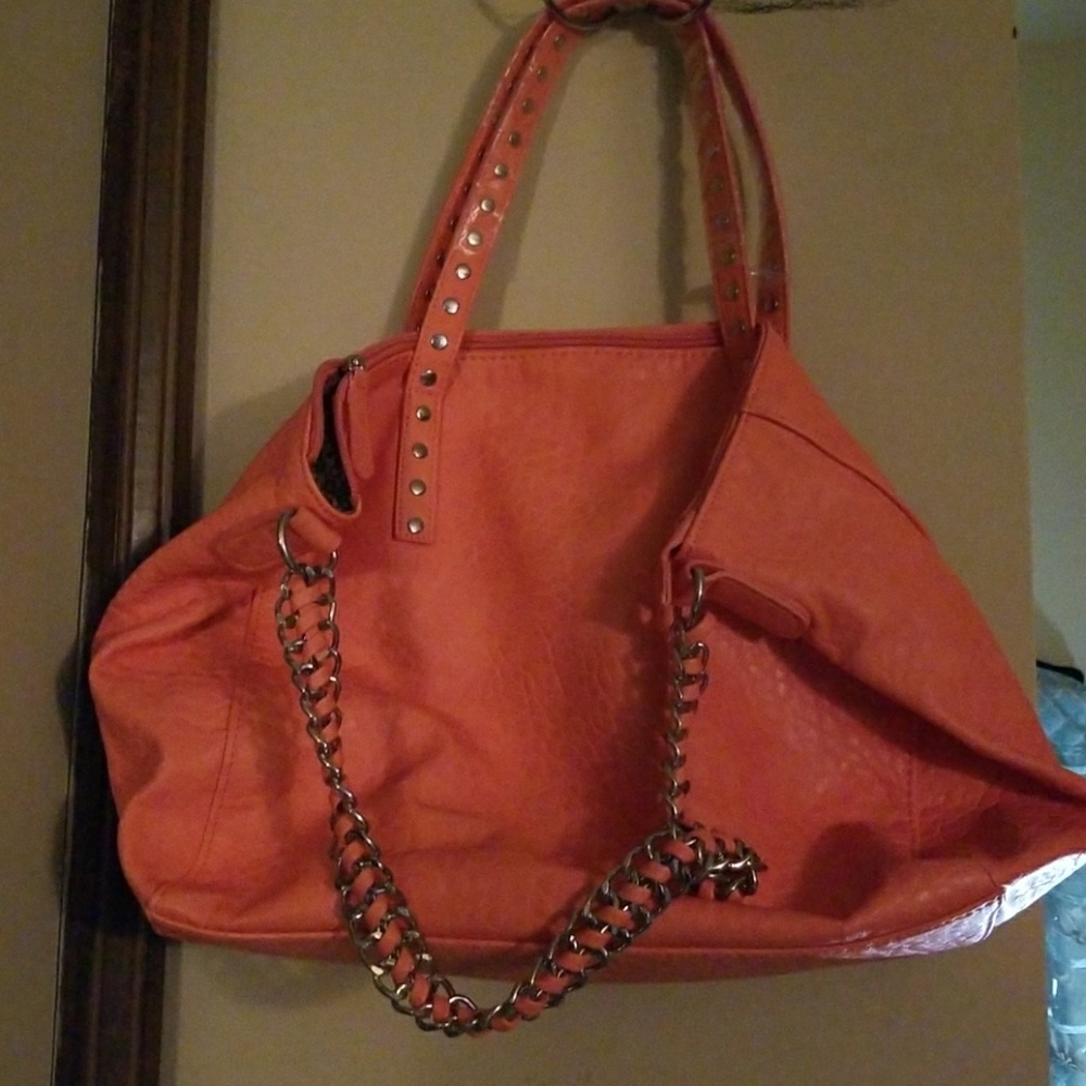 Coral purse